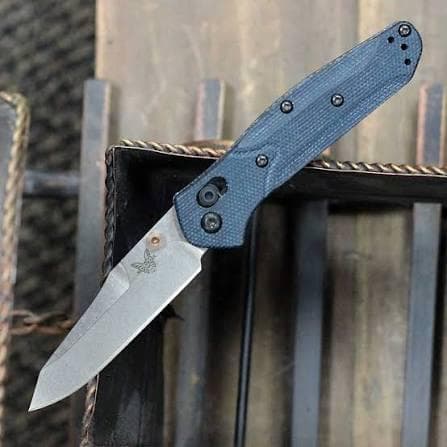 BenchMade Osborne 3.4 inch Reverse Tanto Satin Plain Edge Blue Demin Handle
